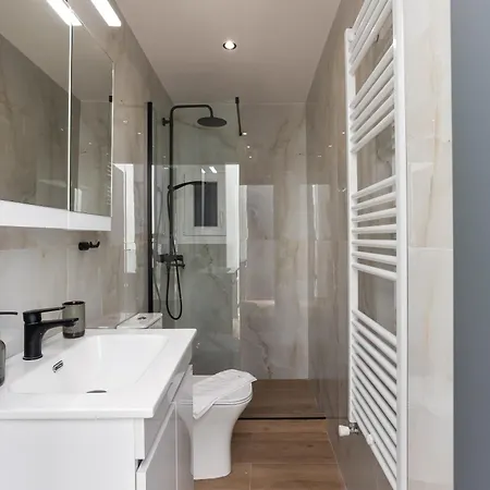 Downtown Stylish 2 Appartamento *